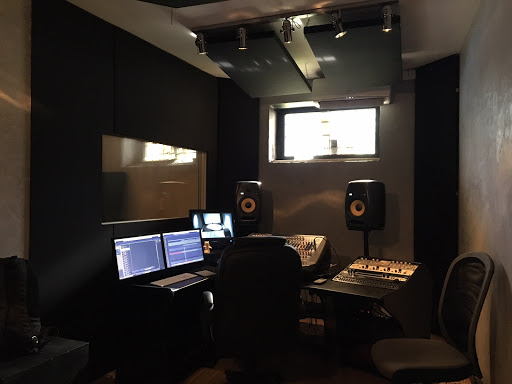 QZone Studio - Visual