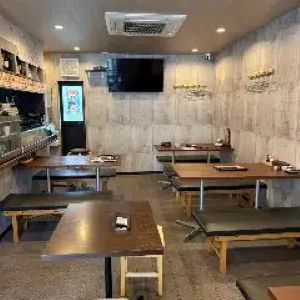 餃子酒場 目茶食茶 堺駅前2号店