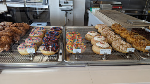 Shaka Donuts - Visual