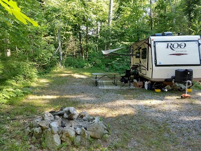 Lake Manchaug Camping