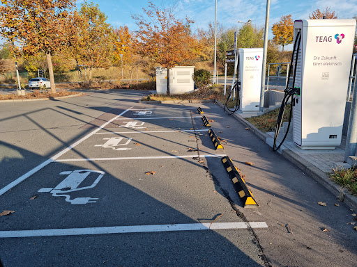 Parkplatz Globus Linderbach - Visual