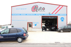 Photo n°2 de CENTRE AUTO ST MARIENS -SPECIALISTE EN PNEUMATIQUES, COURROIE DE DISTRIBUTION, EMBRAYAGE, FREINAGE, ENTRETIEN VIDANGE à Saint-Mariens (Mécanicien)