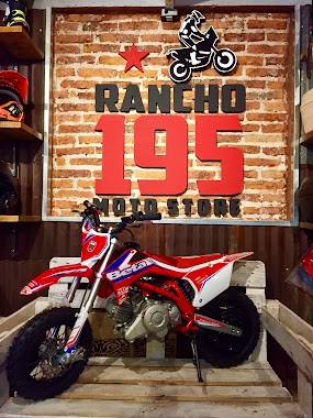 RANCHO 195 MOTO STORE, Author: Edgardo Vazquez