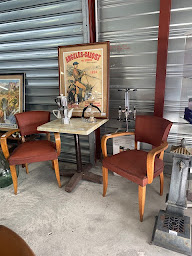 Photo n°24 de Les Broc-Chineurs-vide grenier permanent à Coarraze, dépôt vente, seconde main à Coarraze (Magasin d'articles d'occasion)