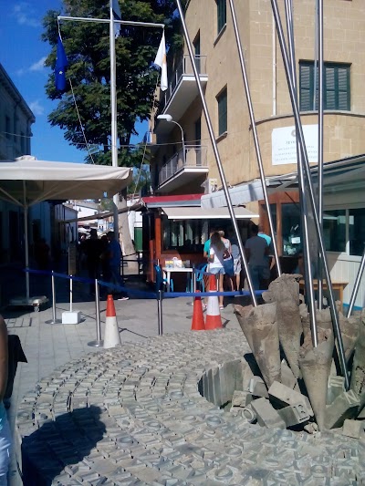 Photos of Lidras