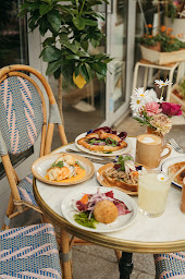 Photo n°2 de Désirée Café Cantine à Paris (Restaurant végétarien)