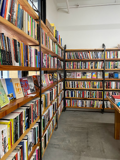 Riffraff bookstore and bar - Thumbnail