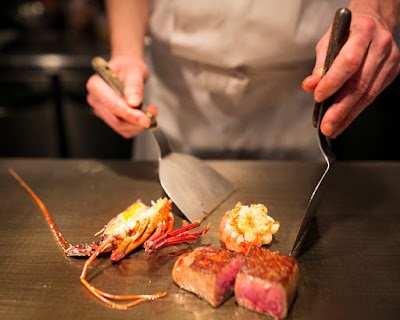 鉄板焼と和食 宴