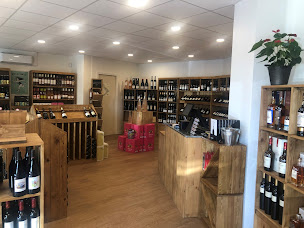 Photo n°1 de La Cave de Saint Martin à Fontaines-Saint-Martin (Cave à vins)