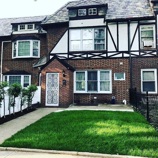 Rachel Epstein, Queens/Long Island Realtor at The Agency - Thumbnail