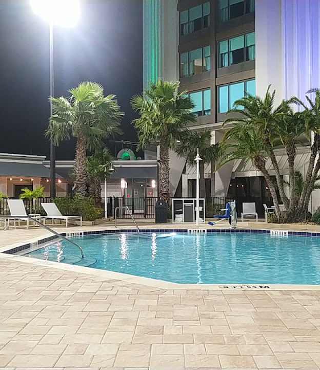 Universal's Endless Summer Resort - Dockside Inn and Suites