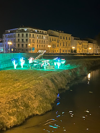 River Side 80's - Thumbnail