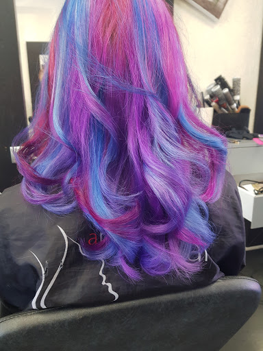 Anna Fabian - Salon de coiffure 91 Gallery - France