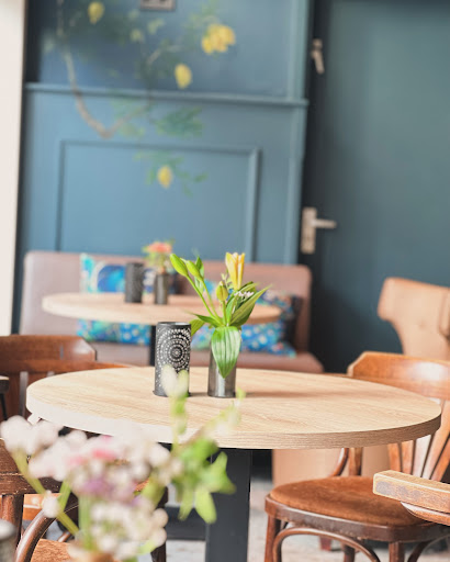 Bij Café Floor - Thumbnail