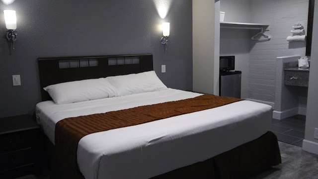 Relax Inn