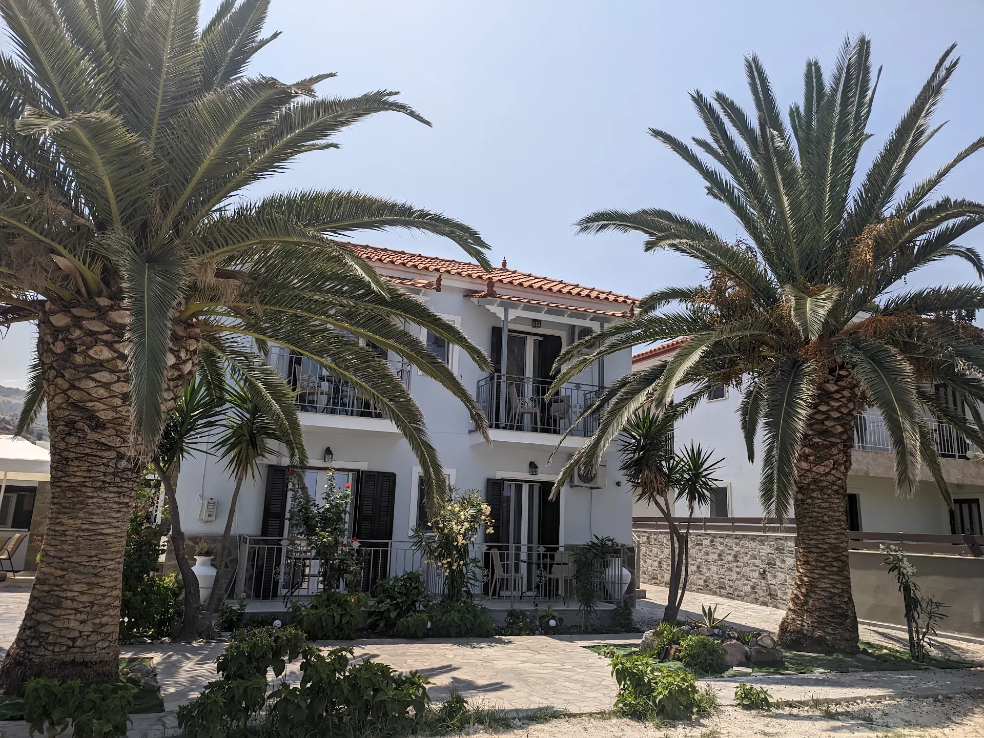 Fotis Rooms