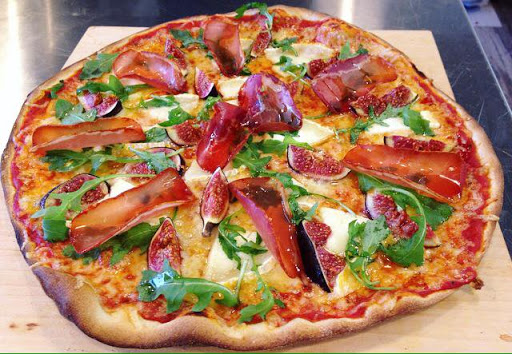 Photo 2 - Pizz' Burg