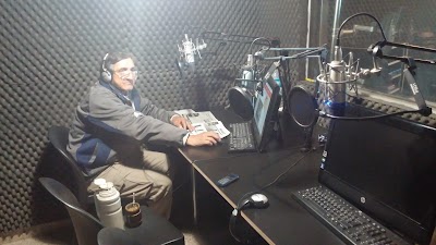 Photos of Radio Cordial - LRH337 - FM 104.3 MHz.