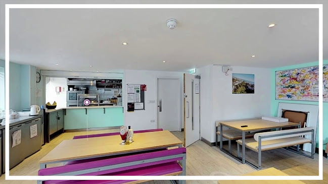 Reviews of Kings Bournemouth in Bournemouth - University