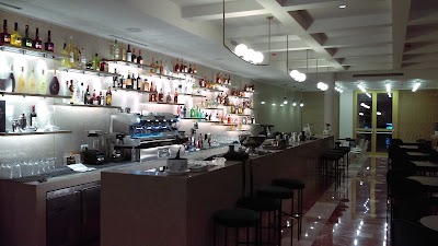 Bar Opera Cafe