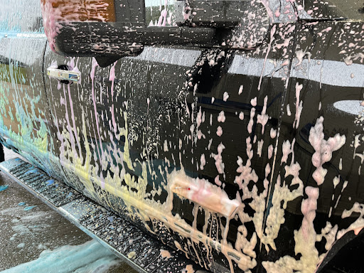 Queen of Clean Carwash - Thumbnail