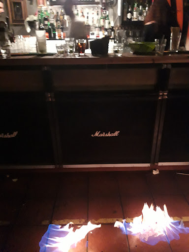 Rock Cafe' - Visual