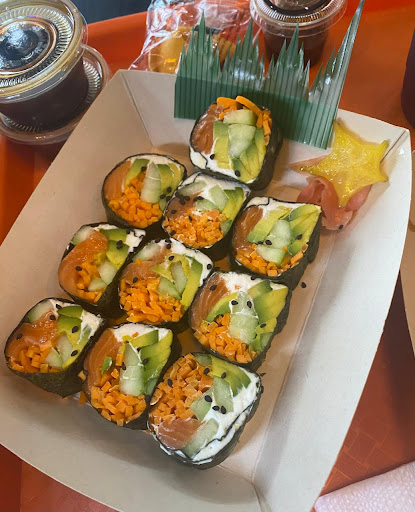 YUME Sushi & Bowls Logo