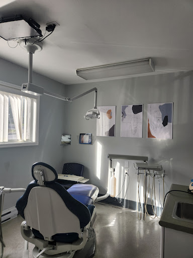 Gateway Dental Clinic - Dr. Marc Noderer & Associates - Thumbnail