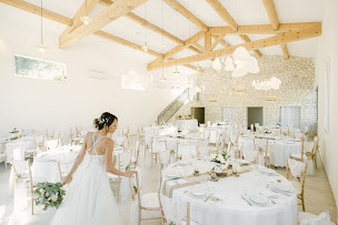 Photo n°3 de LES PRAIRIES DE L'ENCRÊME à Céreste-en-Luberon (Organisateur de mariages)