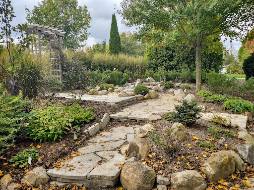 Secrest Arboretum - Visual