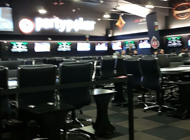 Playground Club de Poker