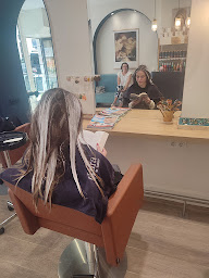 Photo n°12 de Le Salon à Biarritz (Magasin de produits de beauté)