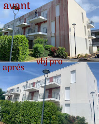 Photo n°12 de Vbj pro-Ravalement de façade Lorient-guidel -peinture-nettoyage façade -toiture à Lorient (Couvreur)