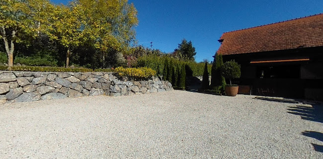 Reviews of Michael MacMillan Sculptor & Country Homeware in Nelson - Museum