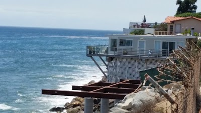 Photos of Malibu Bluffs Park