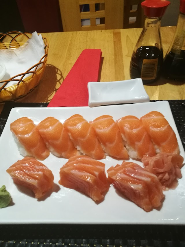 Tokyo Sushi