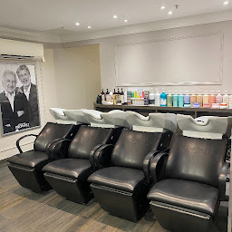 Photo n°7 de Franck Provost - Coiffeur Saint Médard en Jalles à Saint-Médard-en-Jalles (Magasin de cosmétiques)