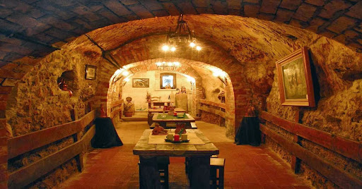 Bodega Histórica Don Carlos - Bodegas de Aranda de Duero