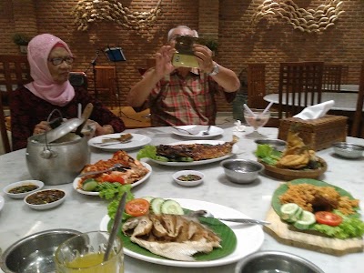 Photos of RM Kampoeng Pesisir
