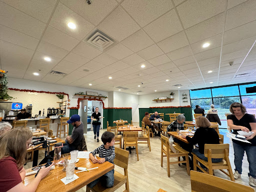 Giulia's Cafe' - Visual