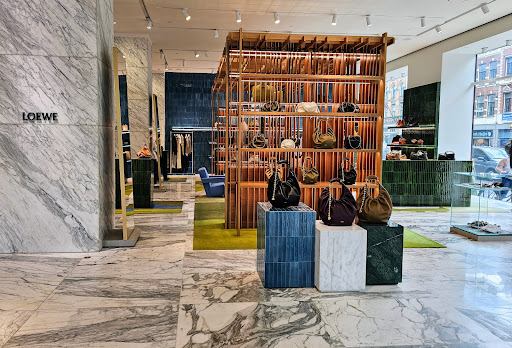 LOEWE De Bijenkorf - Women’s Collection