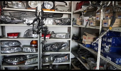 Photos of Salwan for engine parts of all cars