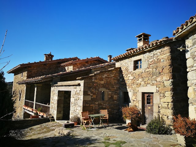 L'Avenc de Tavertet, Apartaments i casetes.