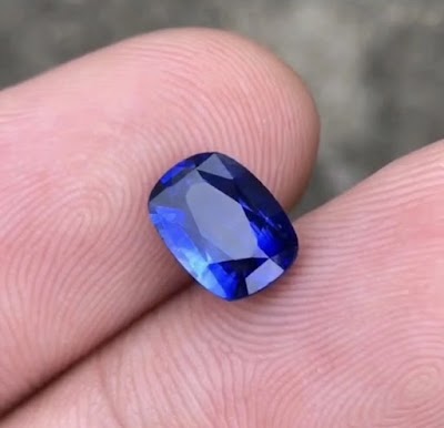 Photos of Migoto Gems and Jewellery (宝石市场)