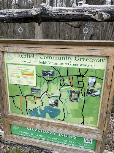 Litchfield Community Greenway Trailhead on South Lake Street Gallery - United States