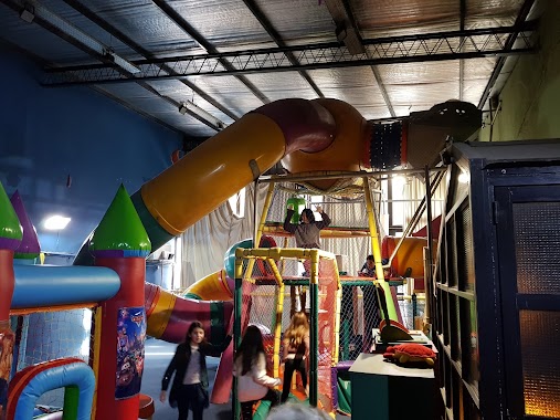 Monkis - Salón de Fiestas Infantiles - Mega Pelotero - Caballito, Author: Mariano de la Peña