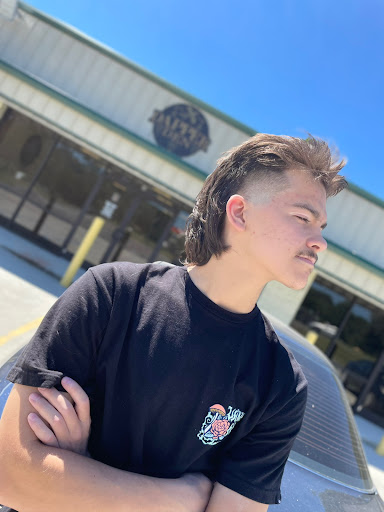 Dapper Den - Visual