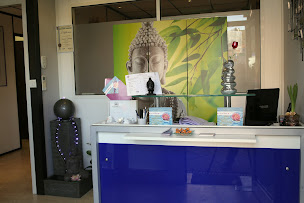 Photo n°4 de LOTUS BEAUTE à Le Cannet (Salon de manucure)