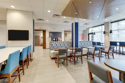 Holiday Inn Express Holly Springs - Raleigh Area, an IHG Hotel - Thumbnail