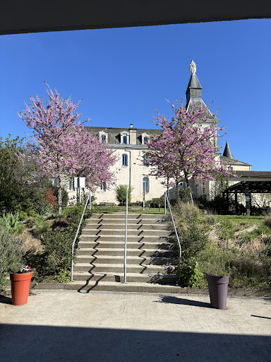 Photo de EHPAD Sainte Marie d'Etagnac (Groupe SOS Seniors) à Saint-Victurnien (87420)